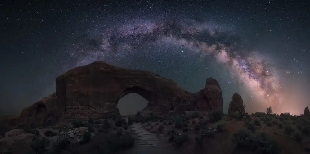 Turienzo, F. Carlos: Double Arch