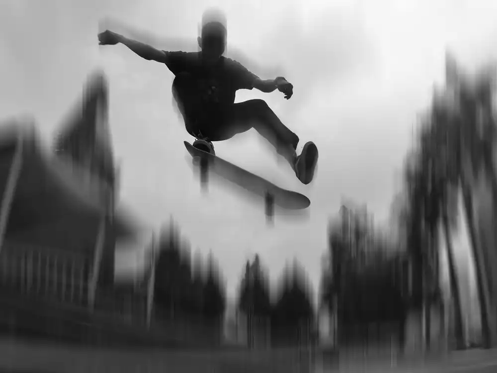 Bunjamin, Antonyus: Salto alto