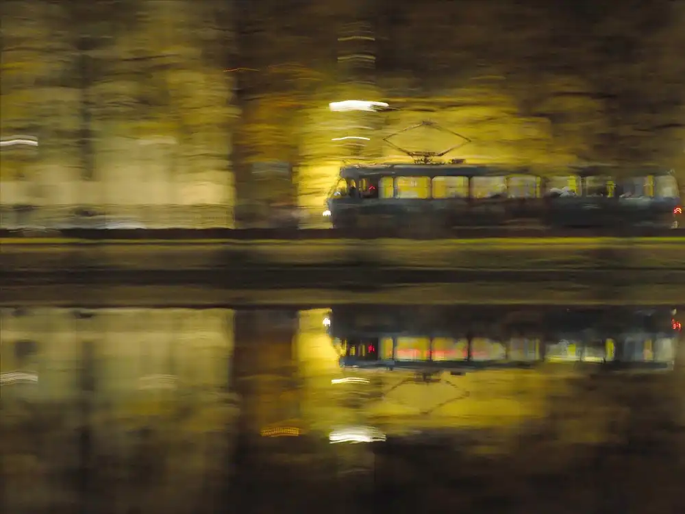 Makunin, Maxim: The last tram