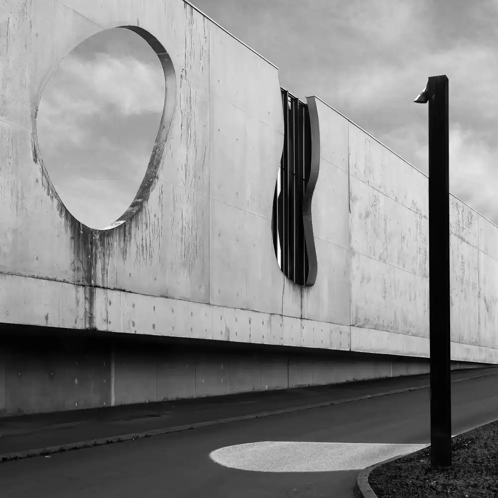 (laGrange), Vangindertael Luc: Luce ambigua