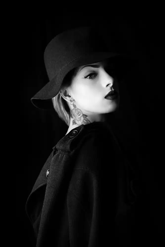 Kostadinov, Bobby: The Girl with the Rose Tattoo