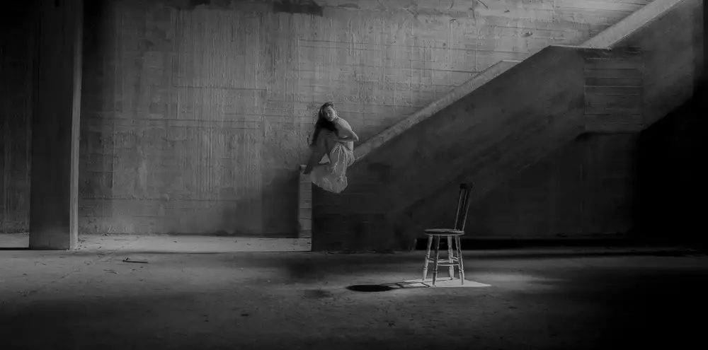 Guyvaknin: Empty chair