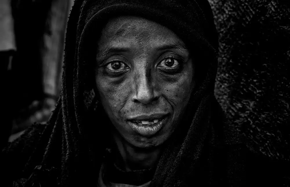Garmendia, Inazio Joxe: Bezdomovkyně v ulicích Addis Abeby - Etiopie
