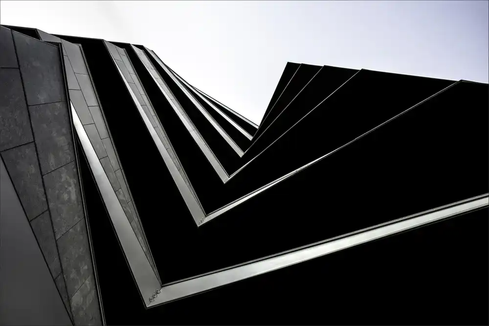 Claes, Gilbert: balcons noirs