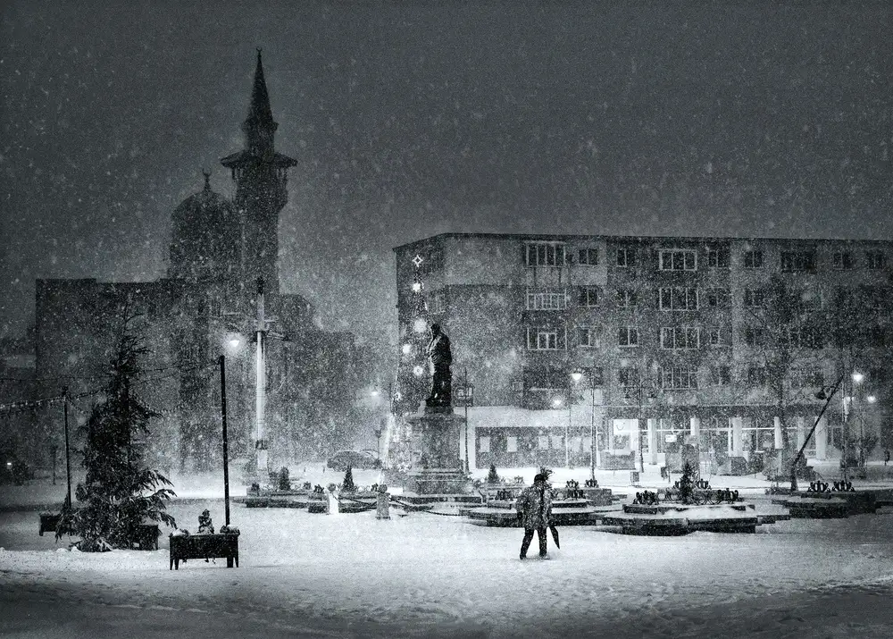 Elena, Raceala: Time to another Year