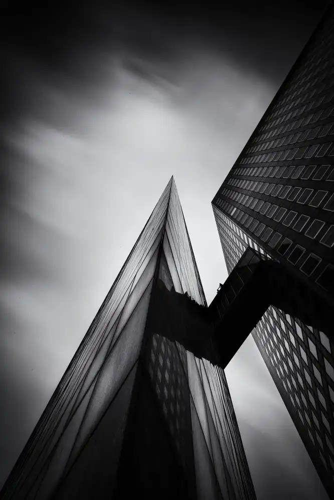 Latta, Della Massimo: La Défense # 1