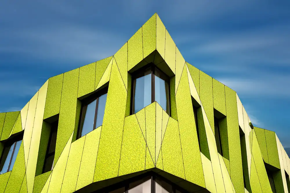 Maastricht, van Henk: distinto