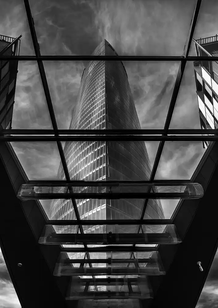 Urrutia, Adolfo: Tower in Bilbao