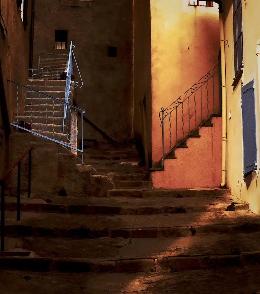 Cseresnjes, Anna: poco prima del tramonto