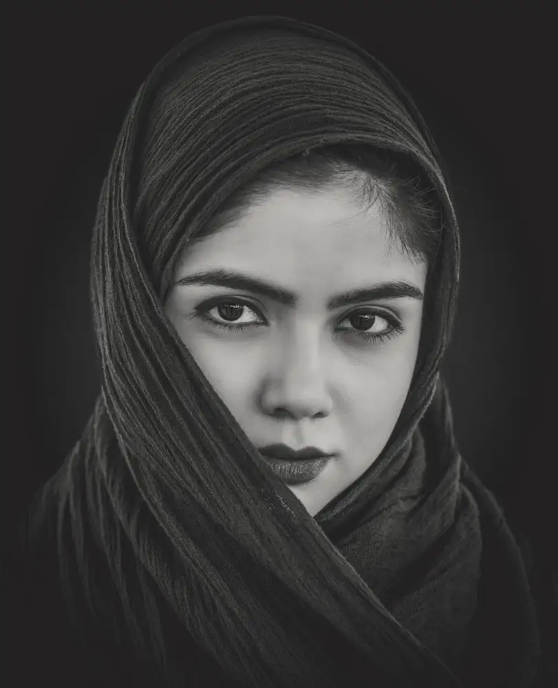 Heydari, Amir: iranian girl