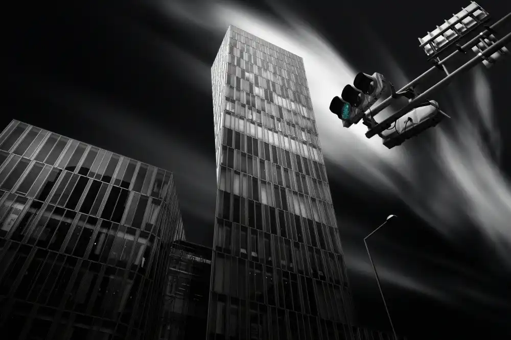 TAKAUE, Akira: Solemn City