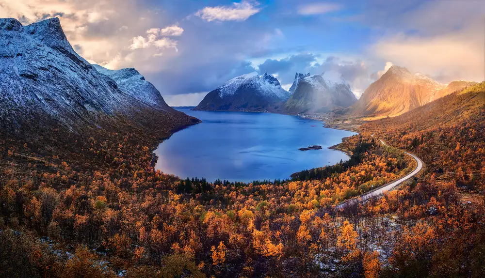 Xu, Mei: Autumn in Senja