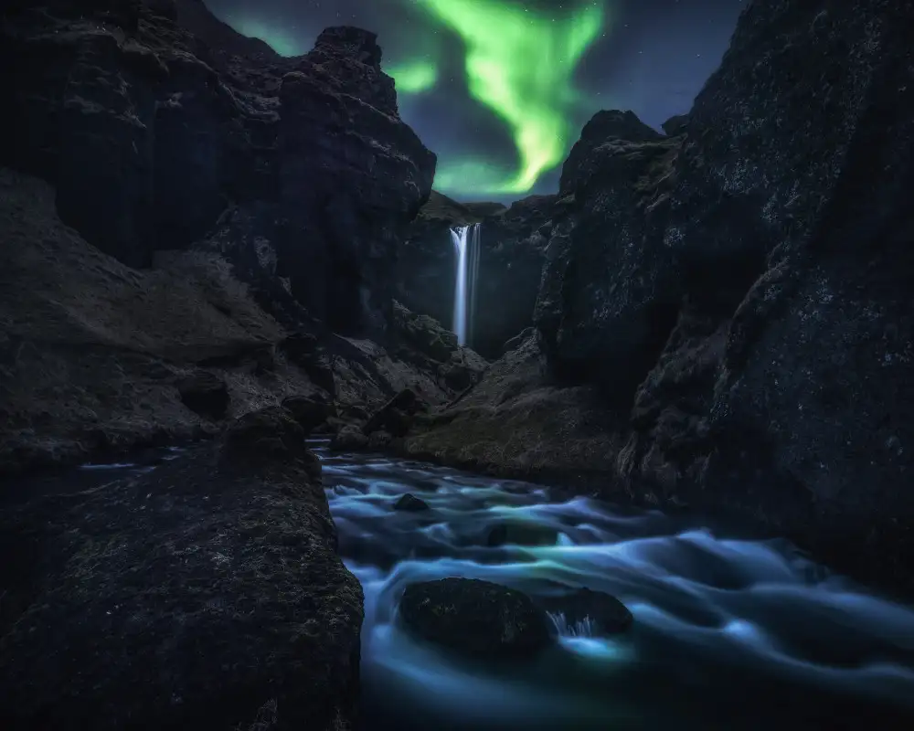 Gastager, Daniel: Kvernufoss di notte