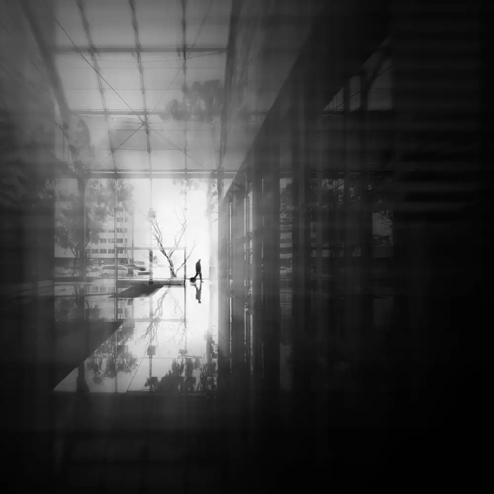 Guo, Leah: Glass world
