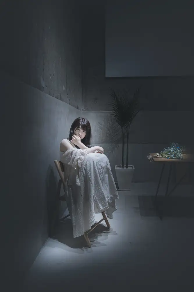 silkandfire: Bloom in the dark