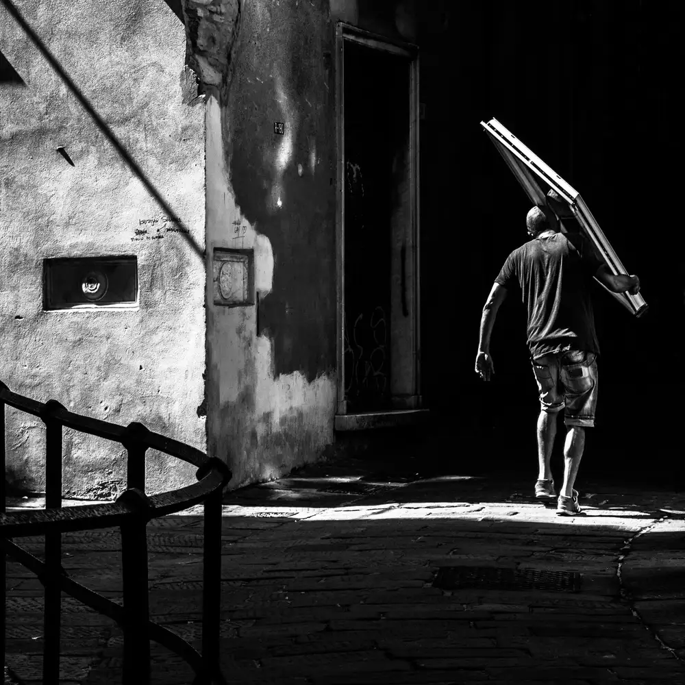 Traverso, Alessandro: At Work