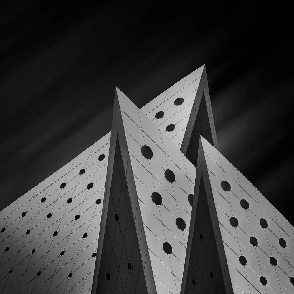 kaddourah, ahmad: Triangles