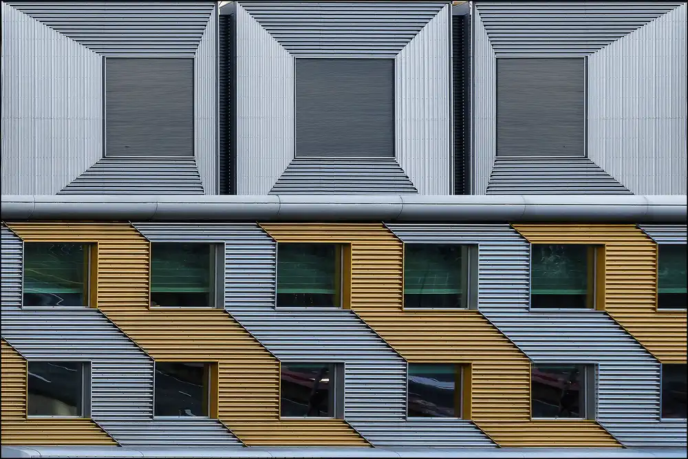 Maastricht, van Henk: Arène