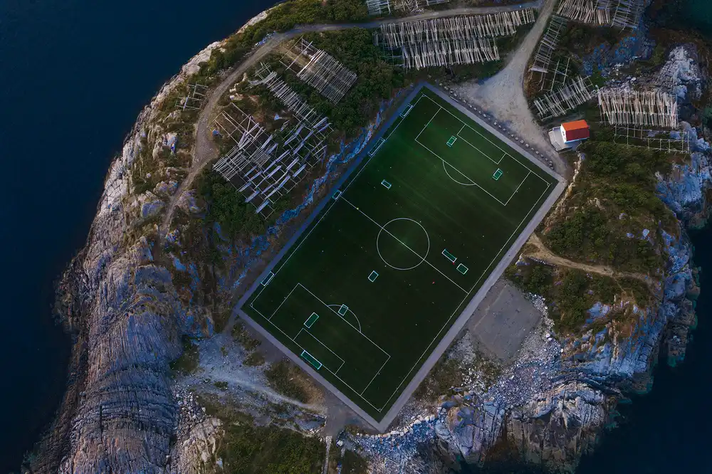 Z, Bingo: Das am weitesten entfernte Fußballfeld