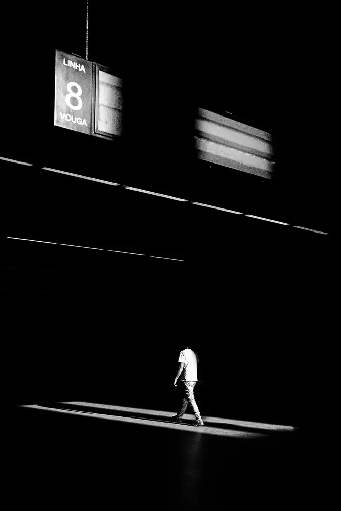 Costa, Carlos: Linea 8