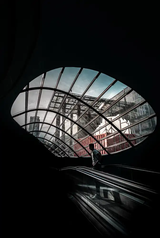 Vollrath, Jörg: ... the hole
