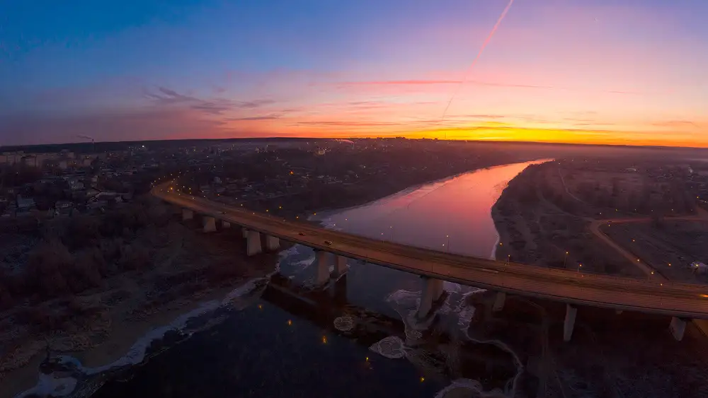 Doronin, Dmitry: Sunrise on the Oka River