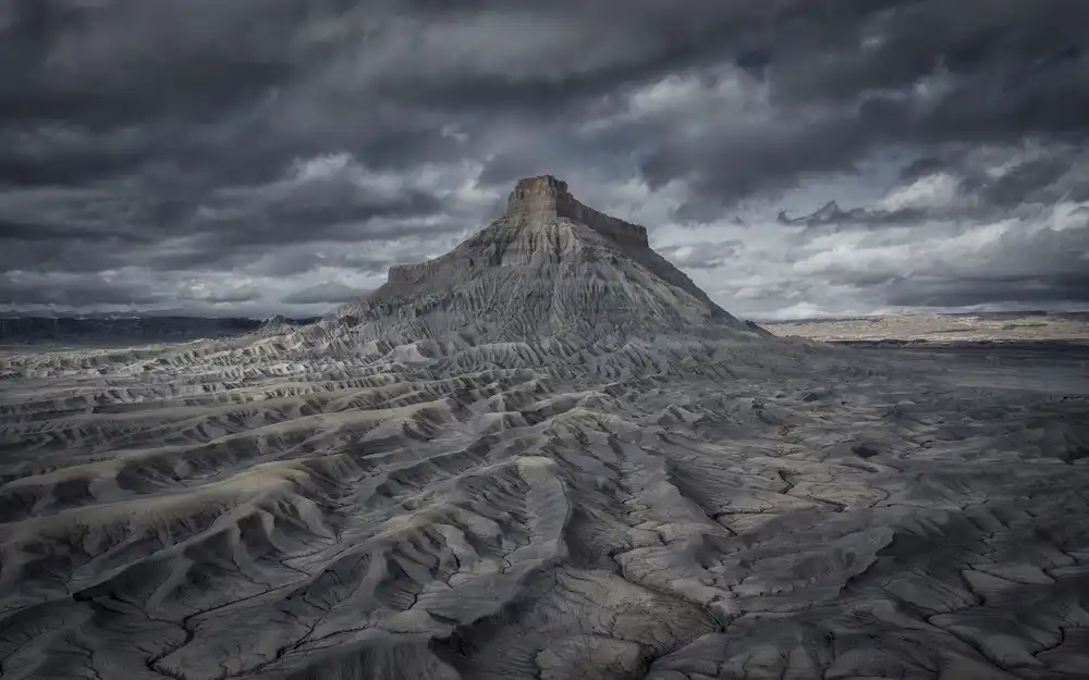 Zheng, Michael: Tovární Butte