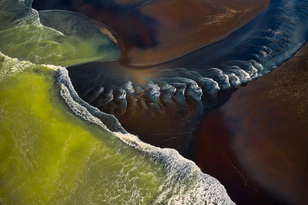 Fan, John: Where Oceans Meets