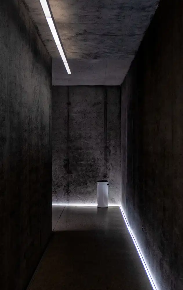 Joosten, Lus: bidone della spazzatura bianco
