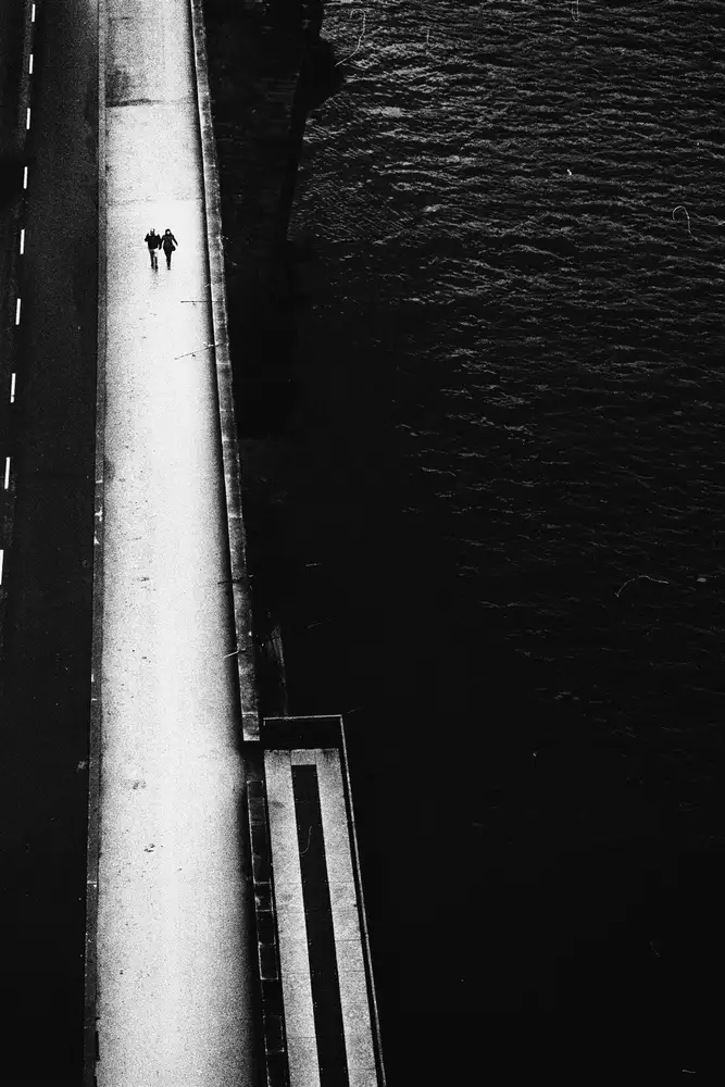 Correia, Rui: sotto le onde dormiamo