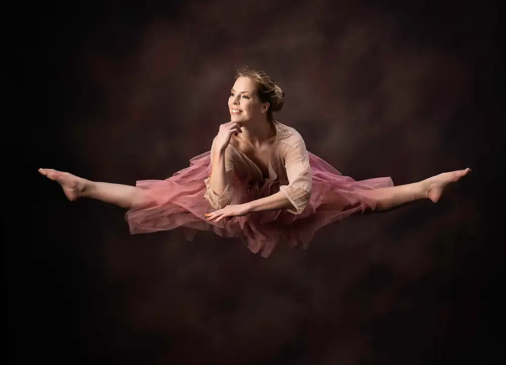 Studio, Catchlight: Split