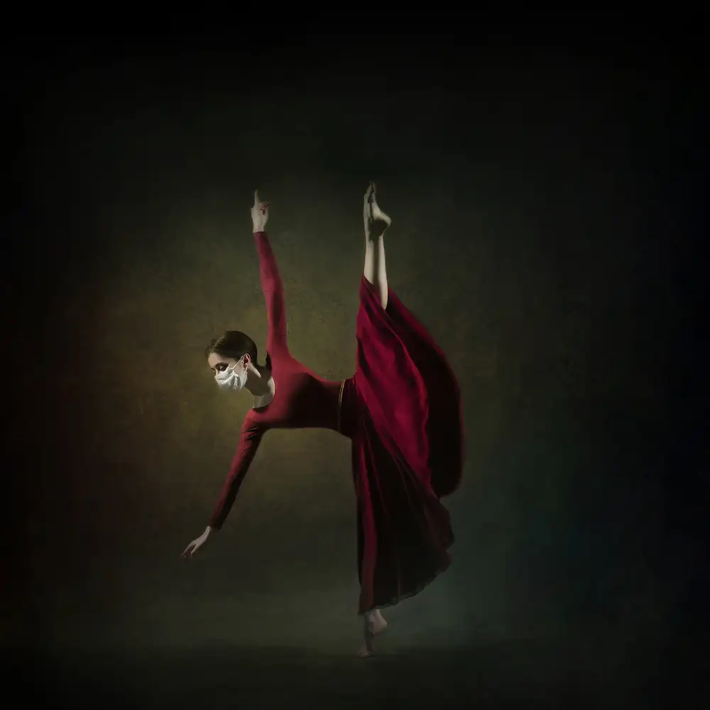 Hasheminasab, Moein: The Corona Dance