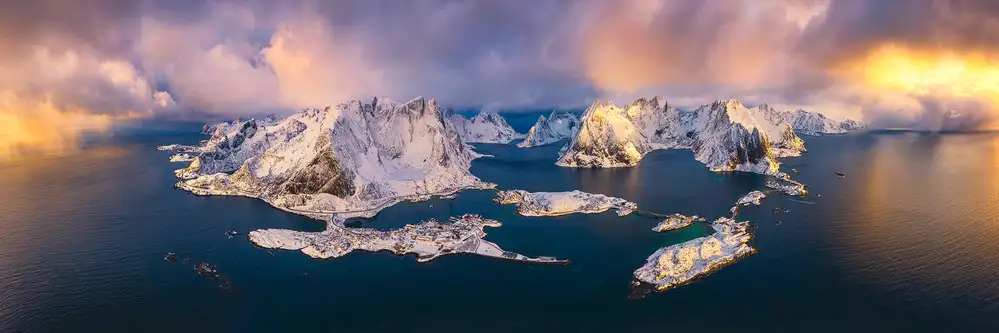 Xu, Mei: Good Morning, Lofoten