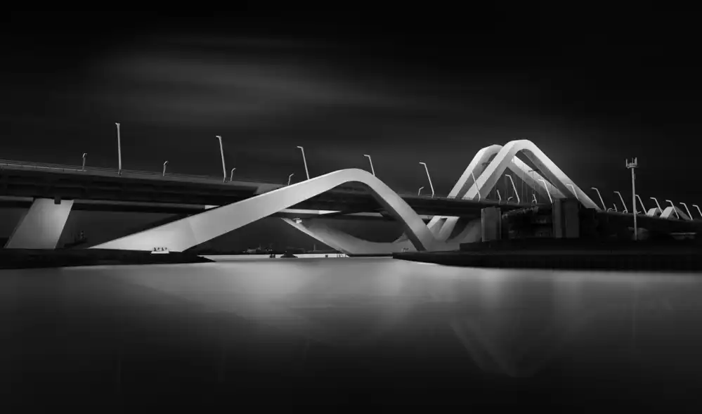 kaddourah, ahmad: Wavy Bridge