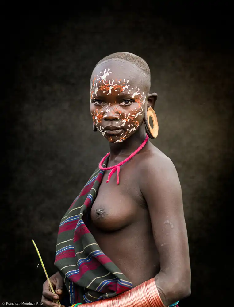 Ruiz, Mendoza Francisco: Surma Woman portrait