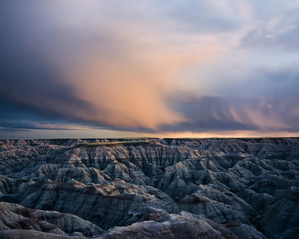Fan, John: Crepúsculo sobre Badlands