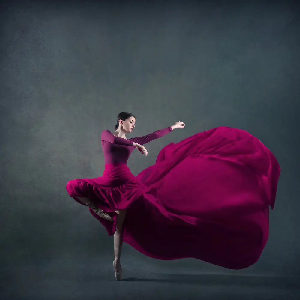 Hasheminasab, Moein: The girl  & dance