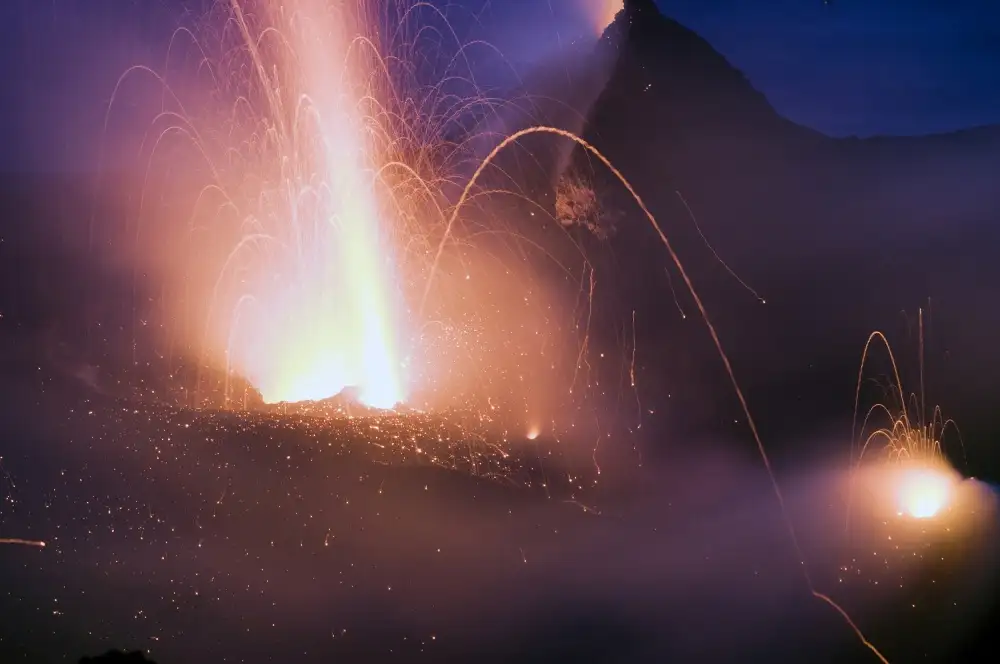 Virgone, Marco: Volcano