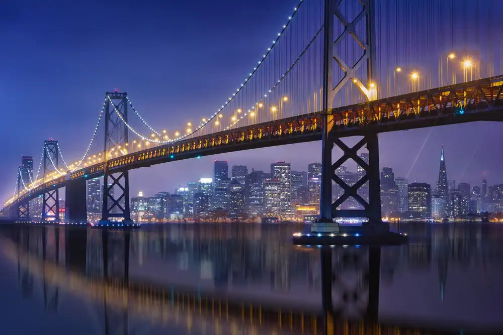 Zheng, Michael: Urbane Illusion: Die Bay Bridge