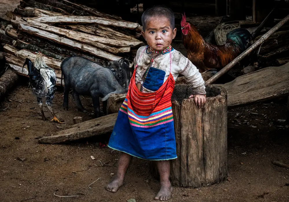 Garmendia, Inazio Joxe: Ann tribe child-Myanmar