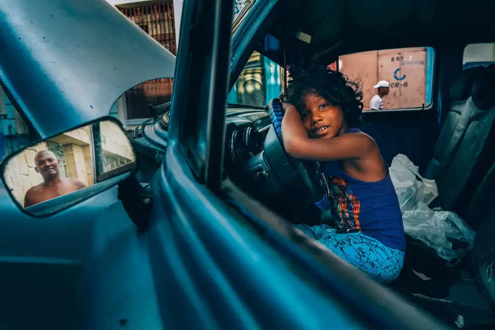 Al-Nasser, Nasser: Frame in Cuba