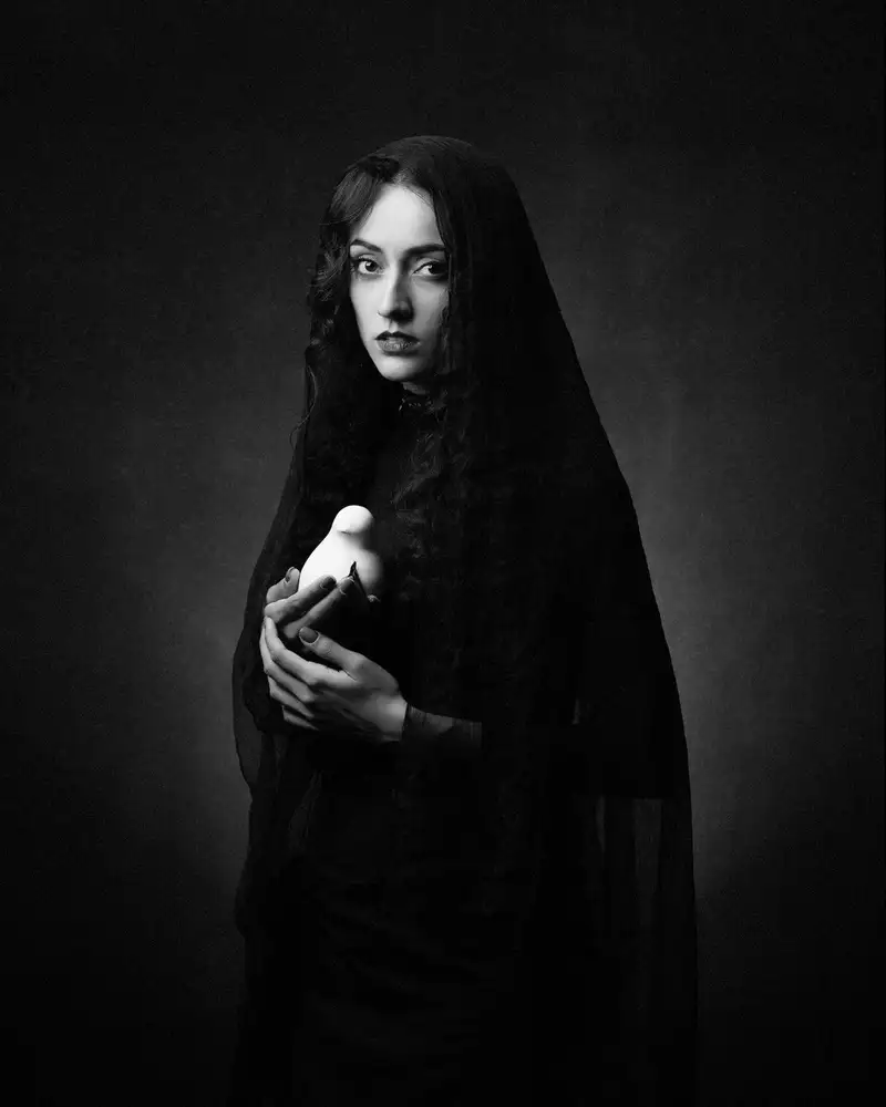 Mokhtari, Mehdi: Rojine