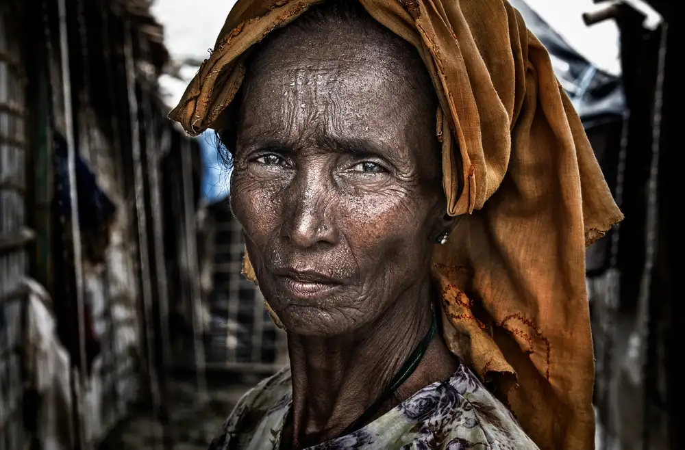Garmendia, Inazio Joxe: Pýcha rohingské ženy - Bangladéš