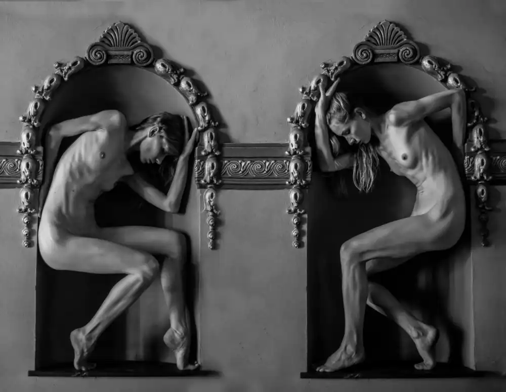 Pop, D. Ovi: Statuen