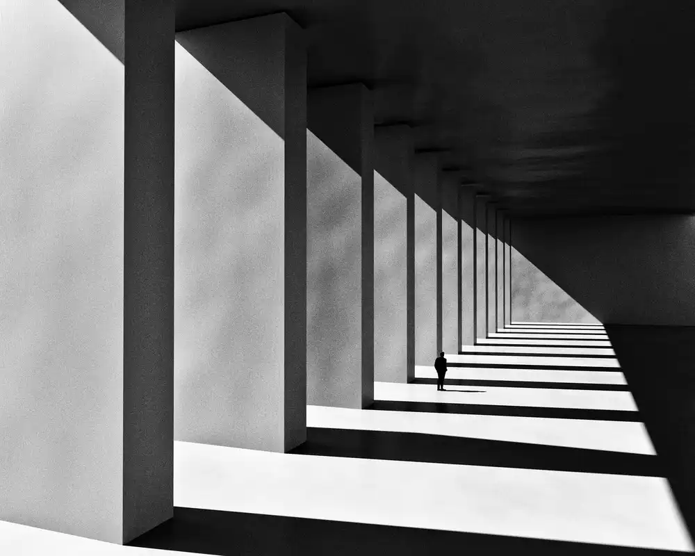 Bunjamin, Antonyus: Schatten