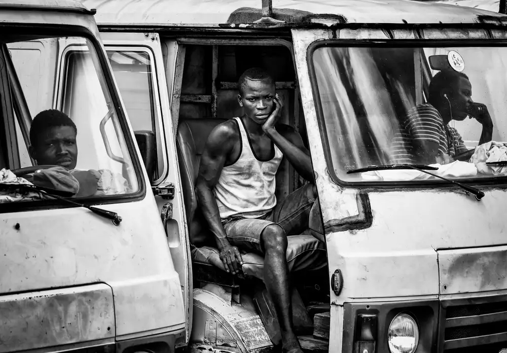 Garmendia, Inazio Joxe: Bored of waiting so long - Benin