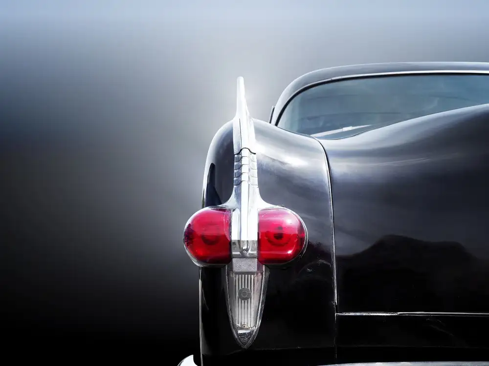 Gube, Beate: Coche clásico estadounidense 1954 cavalier