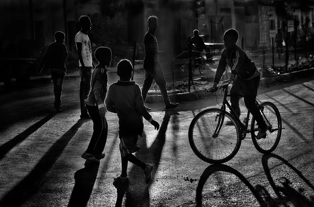 Cavalli, Giovanni: Children games (with a bicycle)