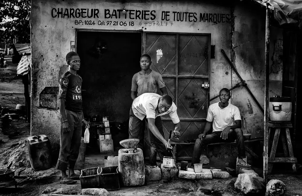 Garmendia, Inazio Joxe: Chargeur batteries de toutes marques - Benin