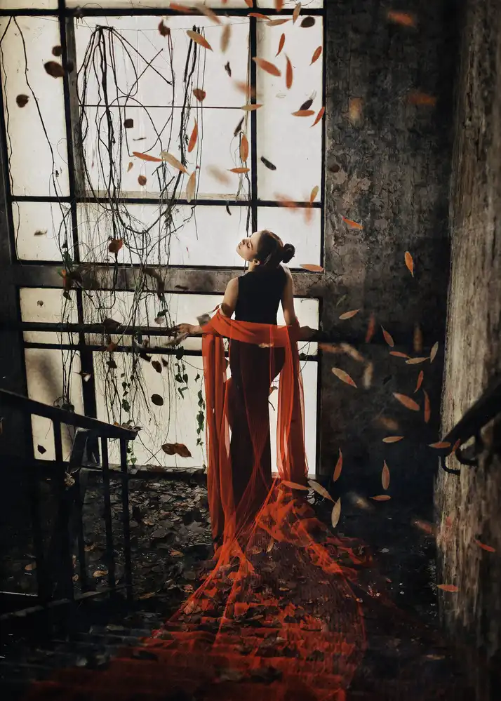 Abdillah, Djayent: fallen leaves